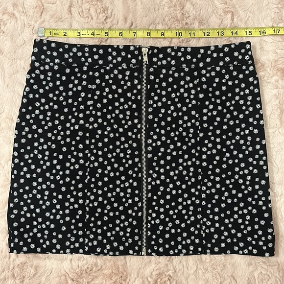 Floral print skirt - Picture 7 of 10